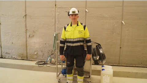 Å Energi Vannkraft kjøper enda en Svanemerket rensemaskin